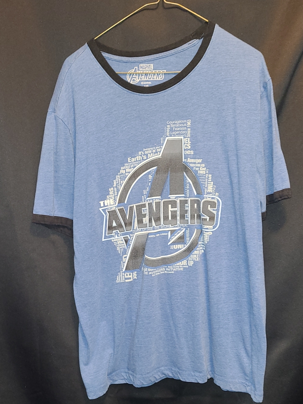 Men's MARVEL AVENGERS Blue Graphic Logo Tee SIZE LG